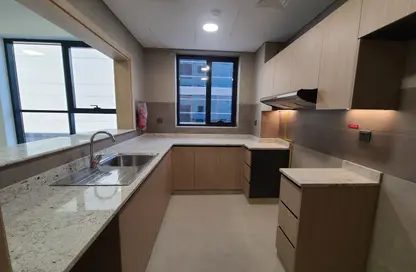 Apartment - 2 Bedrooms - 2 Bathrooms for rent in Al Awadhi Res 2 - Al Satwa - Dubai
