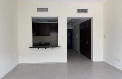 شقة - 4 حمامات للايجار في بناية  38إلى107 - طراز البحر المتوسط - ديسكفري غاردنز - دبي