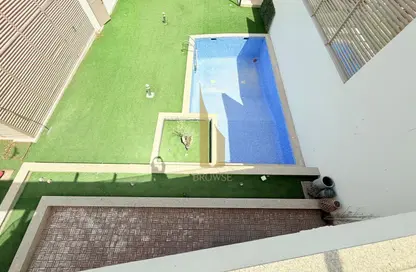 Villa - 4 Bedrooms - 4 Bathrooms for rent in Jumeirah 2 Villas - Jumeirah 2 - Jumeirah - Dubai