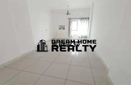Apartment - 2 Bedrooms - 3 Bathrooms for rent in AL Wazzan Building A - Al Majaz 3 - Al Majaz - Sharjah