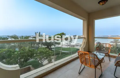 Apartment - 2 Bedrooms - 4 Bathrooms for sale in Al Hatimi - Shoreline Apartments - Palm Jumeirah - Dubai