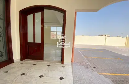 شقة - غرفة نوم - 1 حمام للايجار في مركز محمد بن زايد - مدينة محمد بن زايد - أبوظبي