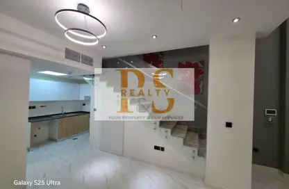 تاون هاوس - غرفة نوم - 2 حمامات للايجار في روكان 3 - روكان - دبي لاند - دبي