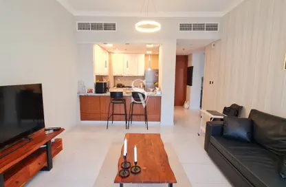 Apartment - 1 Bedroom - 2 Bathrooms for rent in Regent Court - Jumeirah Village Circle - Dubai