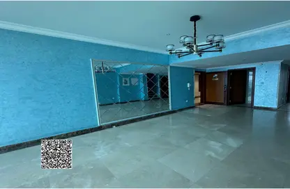 Apartment - 3 Bedrooms - 4 Bathrooms for sale in Ajman Corniche Residences - Ajman Corniche Road - Ajman