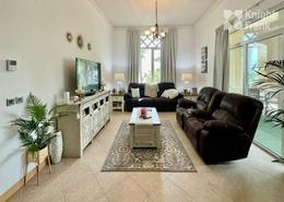 Apartment - 3 bedrooms - 3 bathrooms for sale in Al Sultana - Shoreline Apartments - Palm Jumeirah - Dubai