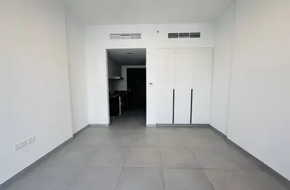 Apartment - Studio - 1 Bathroom for rent in The Link - East Village - Aljada - Sharjah