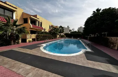 فيلا - 4 غرف نوم - 4 حمامات للايجار في فلل الجميرا 1 - جميرا 1 - جميرا - دبي