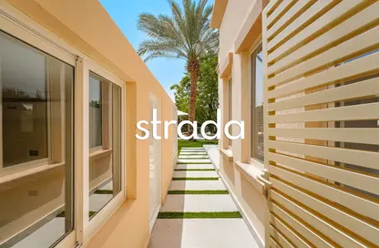 Villa - 2 Bedrooms - 3 Bathrooms for sale in Springs 12 - The Springs - Dubai