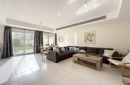 Villa - 3 Bedrooms - 4 Bathrooms for sale in Springs 10 - The Springs - Dubai