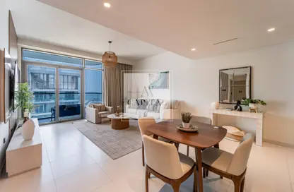 Apartment - 1 Bedroom - 1 Bathroom for sale in Marina Vista - EMAAR Beachfront - Dubai Harbour - Dubai