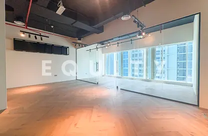 Office Space - Studio - 1 Bathroom for rent in The Burlington - Business Bay - Dubai