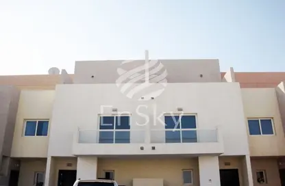 Villa - 2 Bedrooms - 3 Bathrooms for sale in Contemporary Style - Al Reef Villas - Al Reef - Abu Dhabi