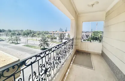 فيلا - 6 غرف نوم - 8 حمامات للايجار في شارع الخليج العربي - البطين - أبوظبي