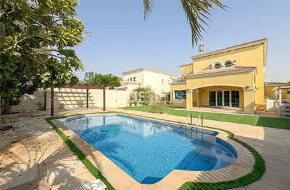 Villa - 4 Bedrooms - 5 Bathrooms for rent in Legacy - Jumeirah Park - Dubai