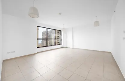 شقة - 2 غرف نوم - 3 حمامات للايجار في مرجان 1 - مرجان - مساكن شاطئ الجميرا - دبي