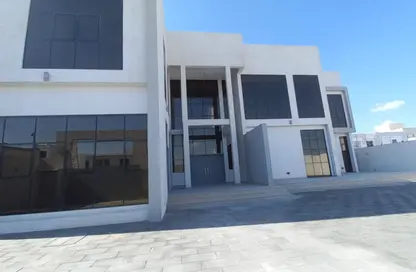 فيلا - 5 غرف نوم - 8 حمامات للايجار في مدينة محمد بن زايد - أبوظبي