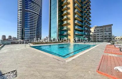 Apartment - 1 Bedroom - 2 Bathrooms for rent in The Square Tower - Jumeirah Village Circle - Dubai