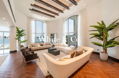 Villa - 4 Bedrooms - 5 Bathrooms for rent in Garden Homes Frond D - Garden Homes - Palm Jumeirah - Dubai