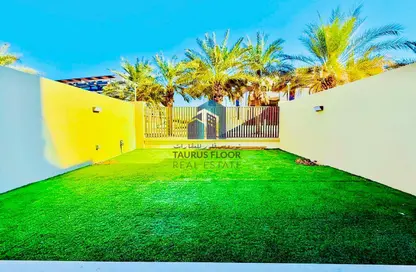 Villa - 4 Bedrooms - 6 Bathrooms for rent in District 1A - Jumeirah Village Triangle - Dubai