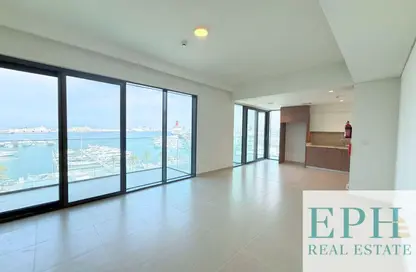 Apartment - 3 Bedrooms - 4 Bathrooms for rent in Seagate Building 1 - Seagate - Mina Rashid - Dubai