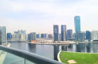 Apartment - 2 Bedrooms - 2 Bathrooms for rent in Bay's Edge - Business Bay - Dubai