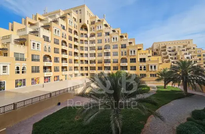 شقة - غرفة نوم - 2 حمامات للايجار في ياقوت - باب البحر - جزيرة المرجان - رأس الخيمة