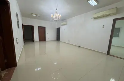 شقة - 4 غرف نوم - 3 حمامات للايجار في الشامخة - أبوظبي