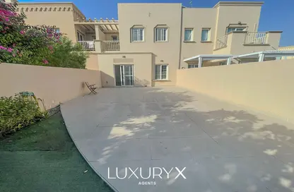 Villa - 2 Bedrooms - 2 Bathrooms for rent in Springs 11 - The Springs - Dubai
