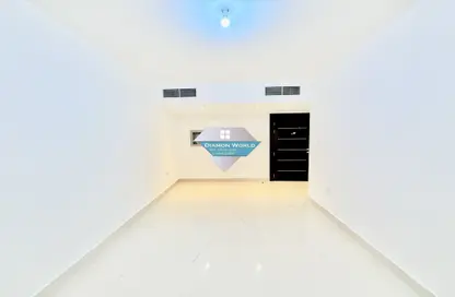 Apartment - 1 Bedroom - 1 Bathroom for rent in Tourist Club Area - Abu Dhabi