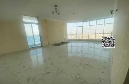 Apartment - 2 Bedrooms - 2 Bathrooms for rent in Gulfa Towers - Al Rashidiya 1 - Al Rashidiya - Ajman