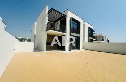 Villa - 4 Bedrooms - 5 Bathrooms for sale in Tilal Al Furjan - Al Furjan - Dubai