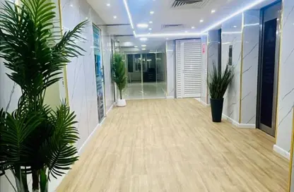 Business Centre - Studio - 4 Bathrooms for rent in Sony Building - Al Raffa - Bur Dubai - Dubai