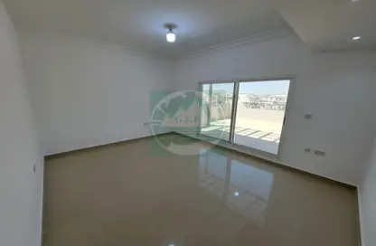 Apartment - 2 Bedrooms - 3 Bathrooms for rent in Shakhbout City - Abu Dhabi