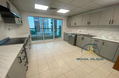 Apartment - 2 Bedrooms - 4 Bathrooms for rent in Tamweel Tower - Lake Allure - Jumeirah Lake Towers - Dubai