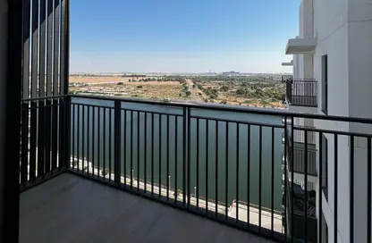 Apartment - 1 Bathroom for rent in Waters Edge - Yas Island - Abu Dhabi