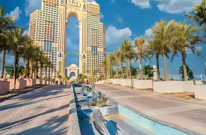 Apartment - 2 Bedrooms - 3 Bathrooms for sale in Fairmont Marina Residences - The Marina - Abu Dhabi