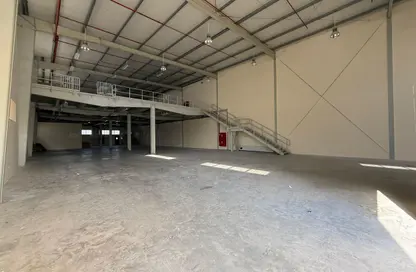 Warehouse - Studio - 1 Bathroom for rent in Al Sajaa Industrial - Al Sajaa - Sharjah