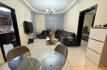 شقة - غرفة نوم - 2 حمامات للايجار في مبنى سما - البرشاء 1 - البرشاء - دبي شقة - غرفة نوم - 2 حمامات للايجار في مبنى سما - البرشاء 1 - البرشاء - دبي