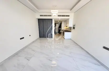 Empty Room image for: Apartment - 1 Bathroom for sale in Samana Golf Avenue - Dubai Studio City - Dubai, Image 1