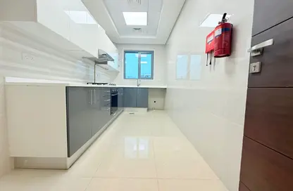 شقة - غرفة نوم - 2 حمامات للايجار في برج ويمبلي - مدينة دبي الرياضية - دبي