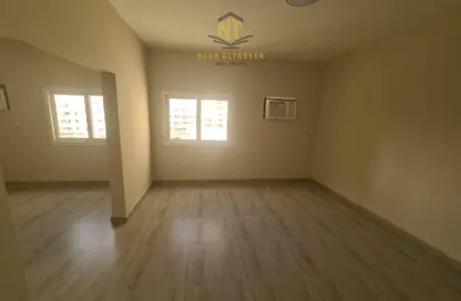 شقة - 2 غرف نوم - 2 حمامات للايجار في دار المجاز - شارع جمال عبد الناصر - المجاز - الشارقة