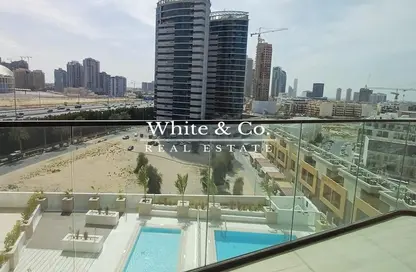 Apartment - 3 Bedrooms - 3 Bathrooms for rent in Binghatti LUNA - Jumeirah Village Circle - Dubai