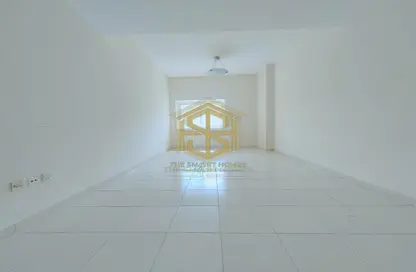 Apartment - 1 Bedroom - 2 Bathrooms for rent in Hessa Homes Building - Oud Metha - Bur Dubai - Dubai