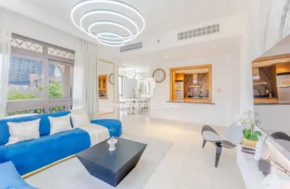 Apartment - 2 Bedrooms - 2 Bathrooms for sale in Yansoon 2 - Yansoon - Old Town - Dubai