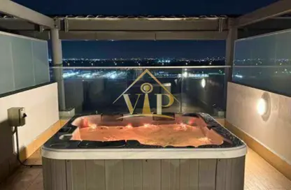 Apartment - 2 Bedrooms - 3 Bathrooms for sale in Oasis 1 - Oasis Residences - Masdar City - Abu Dhabi