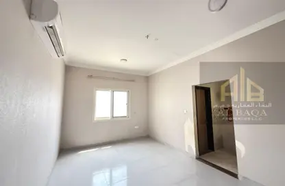 Apartment - Studio - 1 Bathroom for rent in Al Jurf 3 - Al Jurf - Ajman Downtown - Ajman