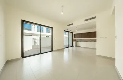 Empty Room image for: Townhouse - 4 Bedrooms - 3 Bathrooms for rent in Parkside 2 - EMAAR South - Dubai South (Dubai World Central) - Dubai, Image 1