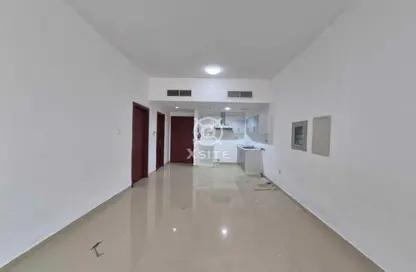 شقة - غرفة نوم - 2 حمامات للايجار في مسكن الامير - منطقة 11 - قرية الجميرا سركل - دبي