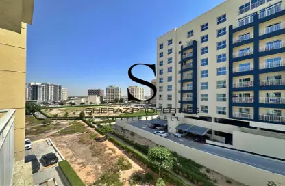 Apartment - 2 Bedrooms - 3 Bathrooms for sale in Farah Tower 2 - Queue Point - Dubai Land - Dubai